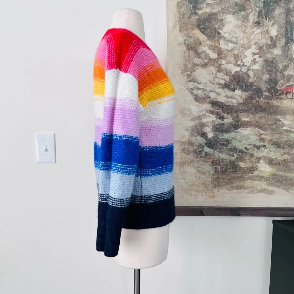 Old Navy Women's Rainbow Striped Sweater Size Small - Picture 4 of 7